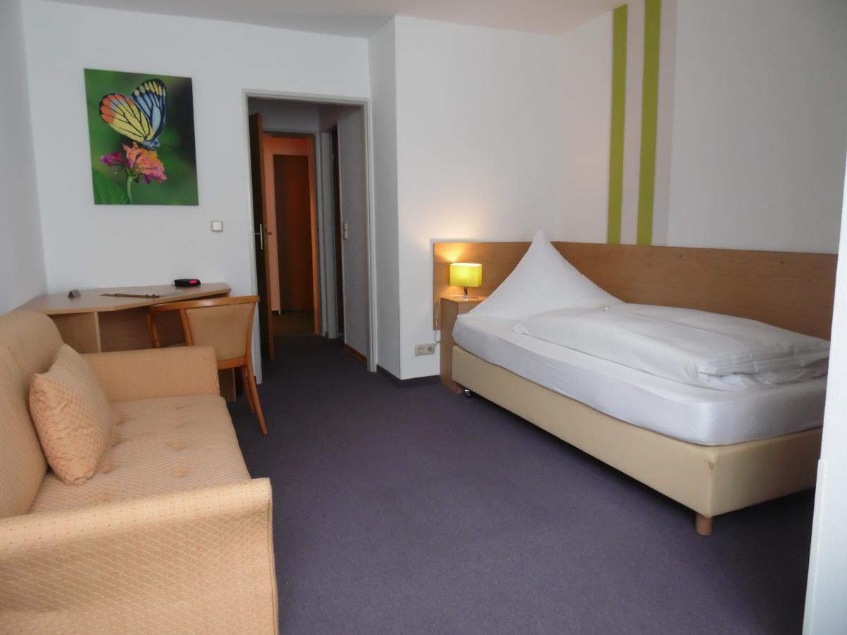 Hotel Sonnenhof 上乌瑟尔 外观 照片