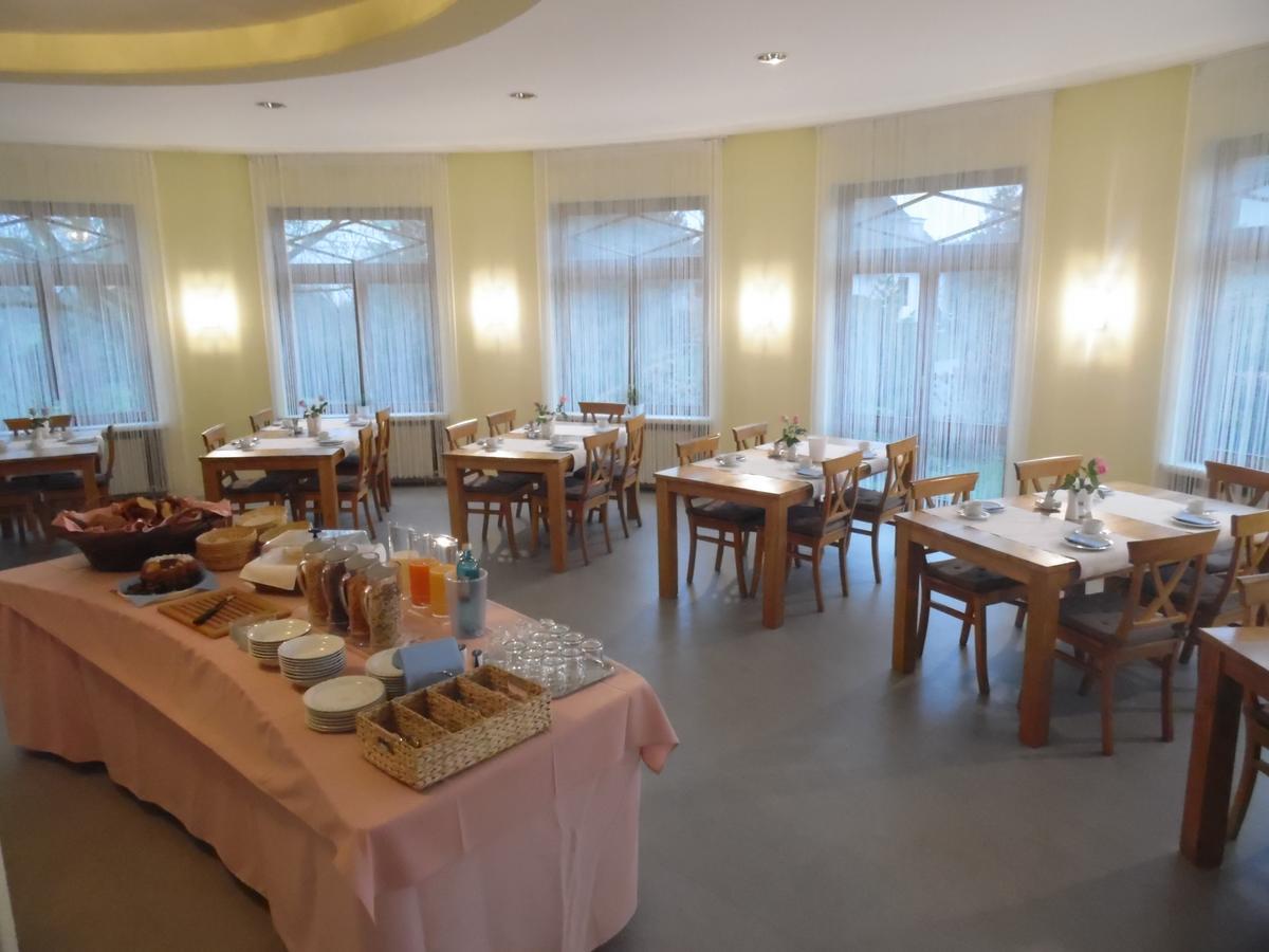 Hotel Sonnenhof 上乌瑟尔 外观 照片
